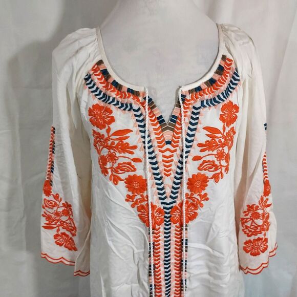 C/C Chic Connection Embroidered Tie Neck White Tunic Mini Dress Boho Small NWT - Picture 3 of 12
